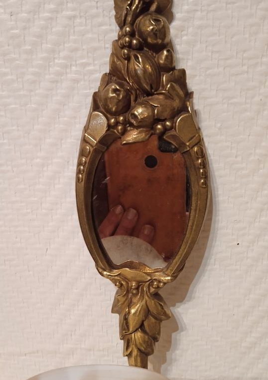 Lot 2 Vintage Wall Lamps