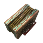 Child of the 1950s toy accordion
