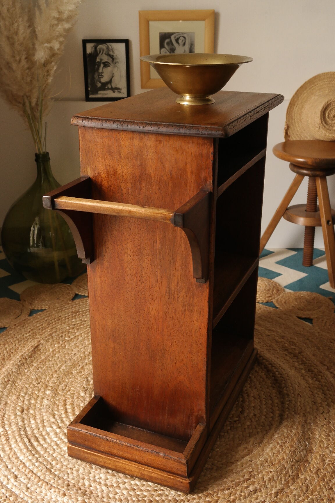 Wooden extra craft furniture