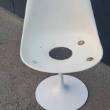 Tulip chair by Eero Saarinen, for Knoll
