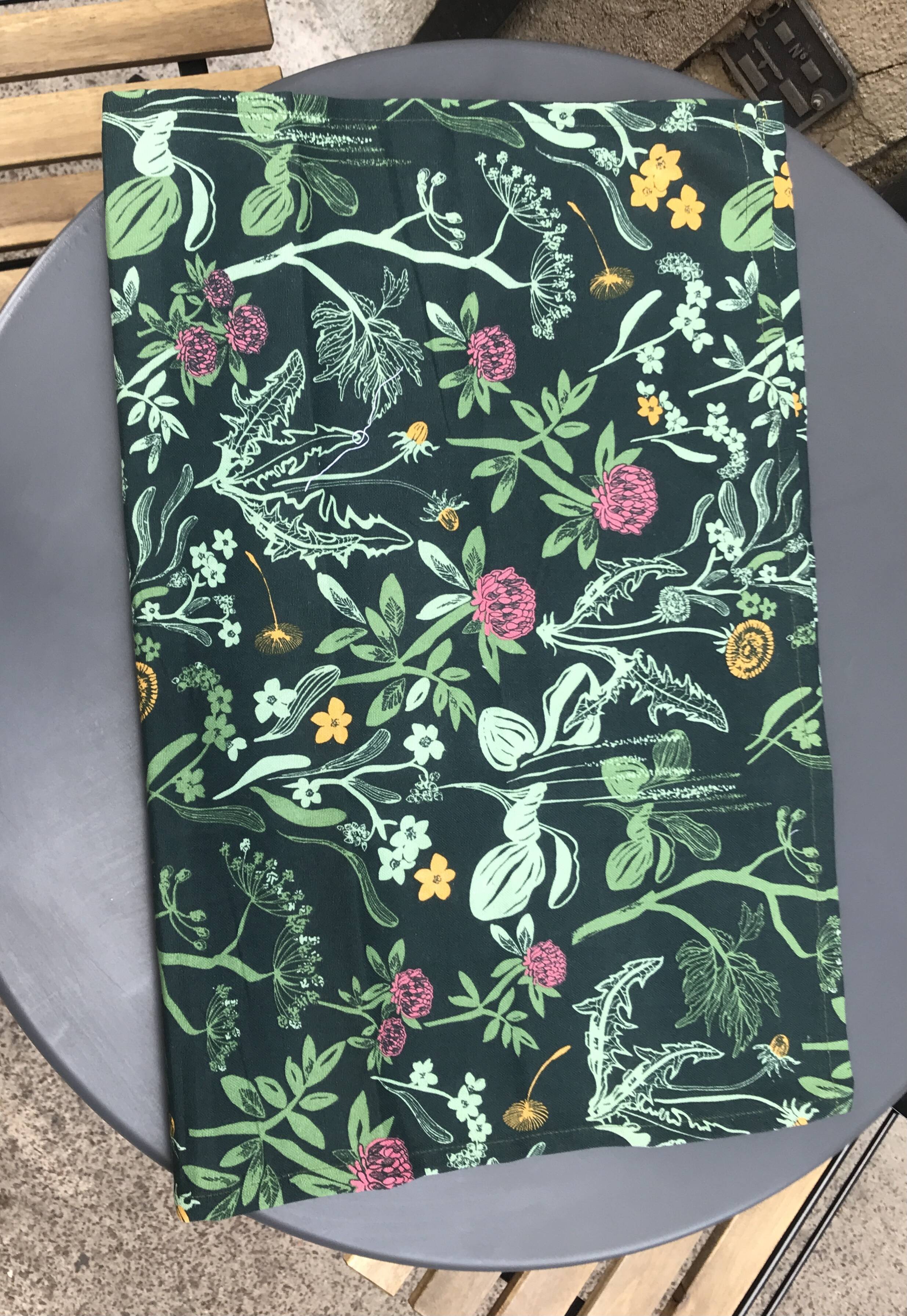 Field flowers tea towel