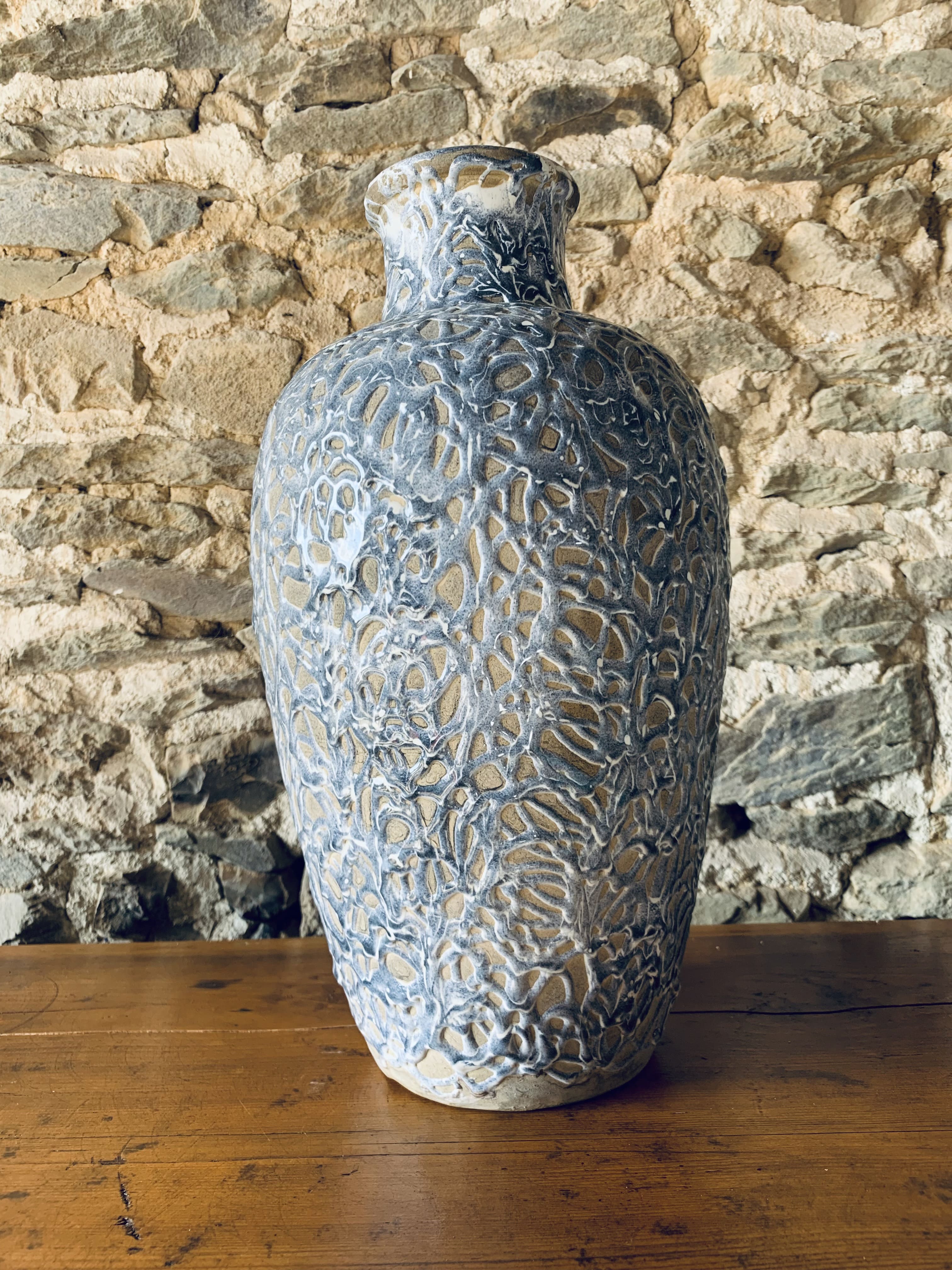 Enamelled ceramic vase La Charentaise