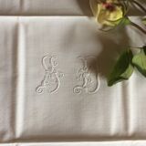 Set of 4 SD monogrammed embroidered napkins