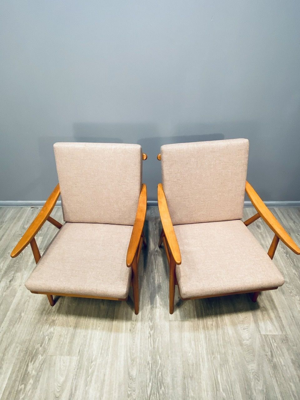 Paire de fauteuils Thonet vintage 1960
