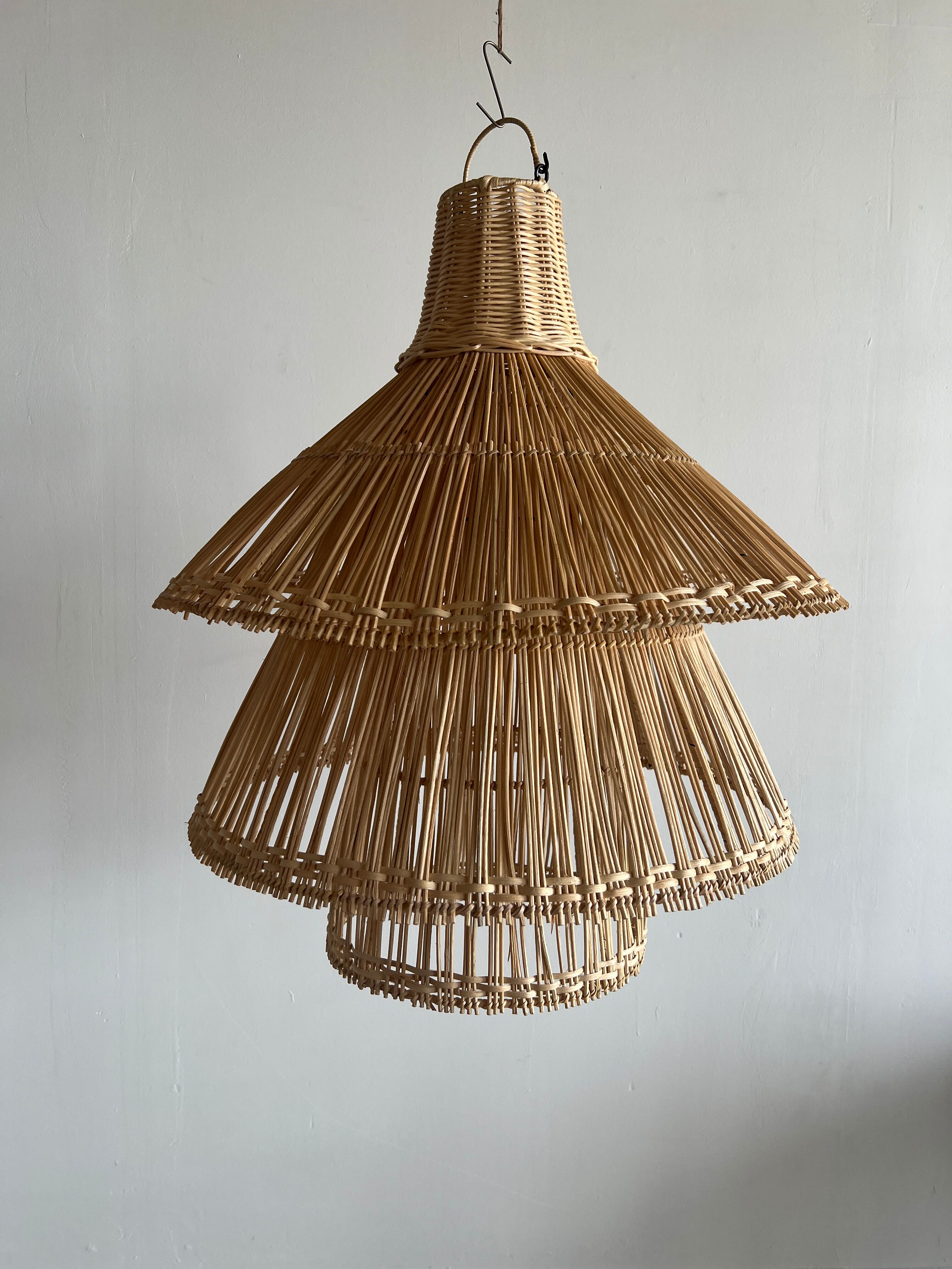 Rattan pendant lamp or light in the shape of an Asian lantern
