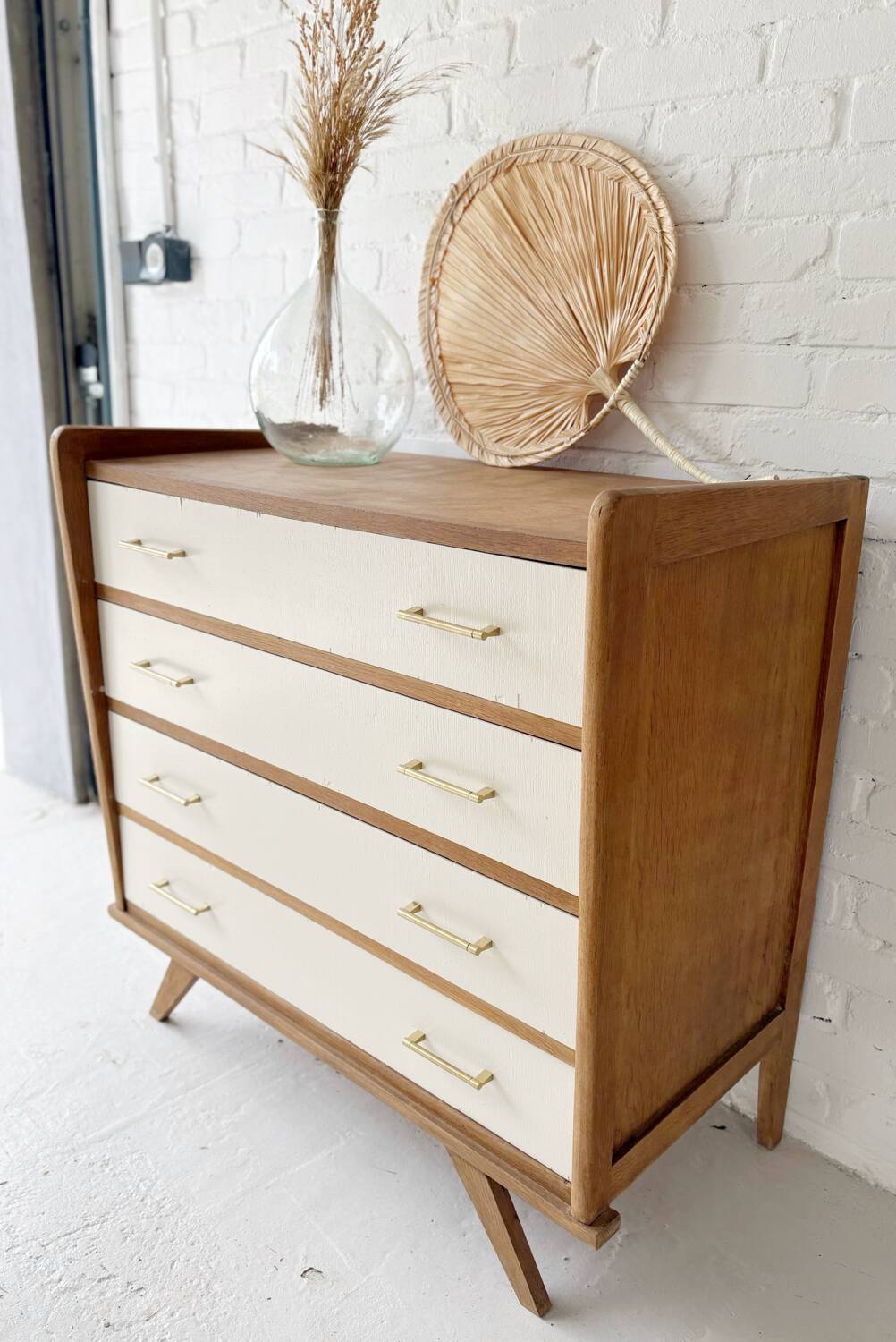 Vintage chest of drawers