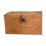 Wooden trunk