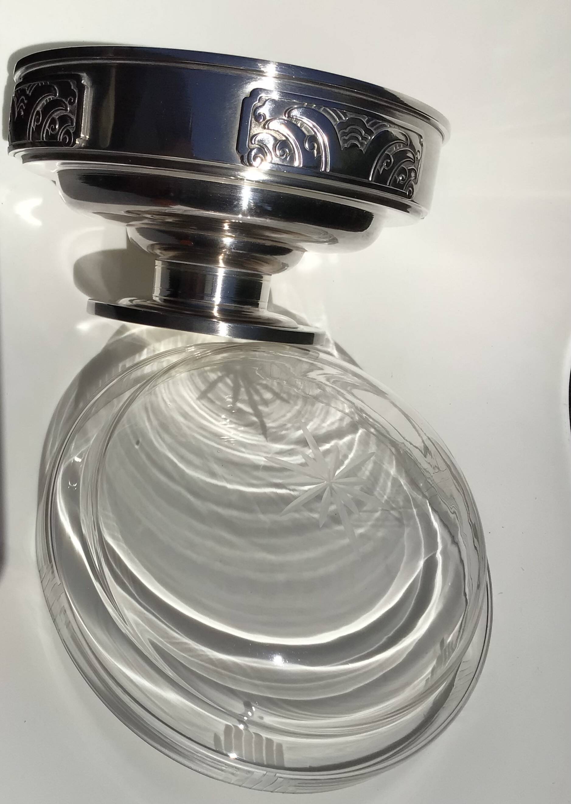 Coupe art déco métal argenté et verre taillé