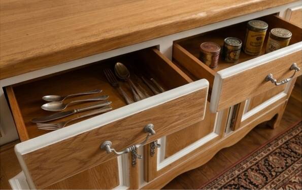 Buffet style country chic