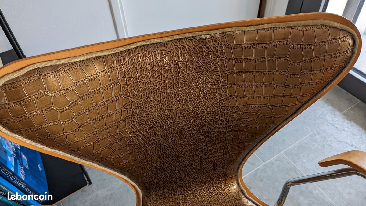 Arne Jacobsen roller chair for Fritz Hansen