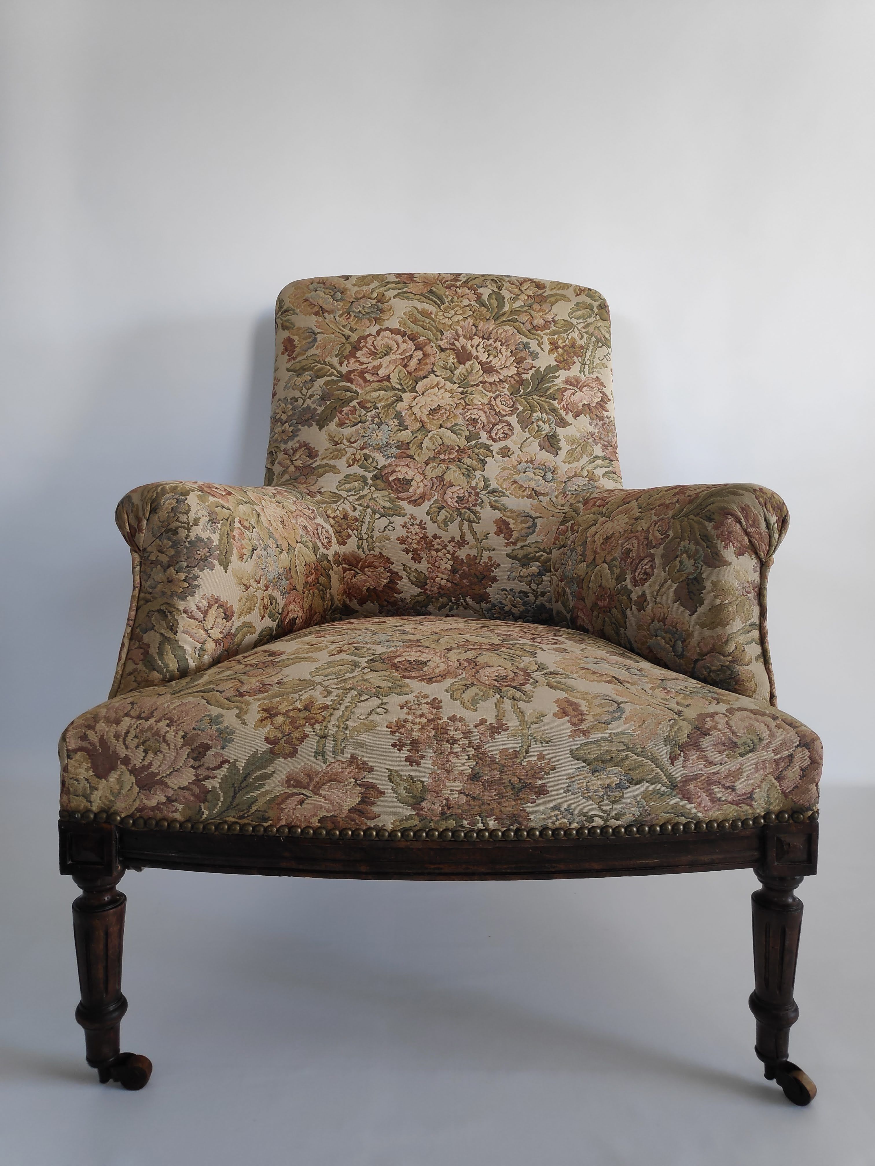 Napoleon III armchair in wood and floral patterned fabric