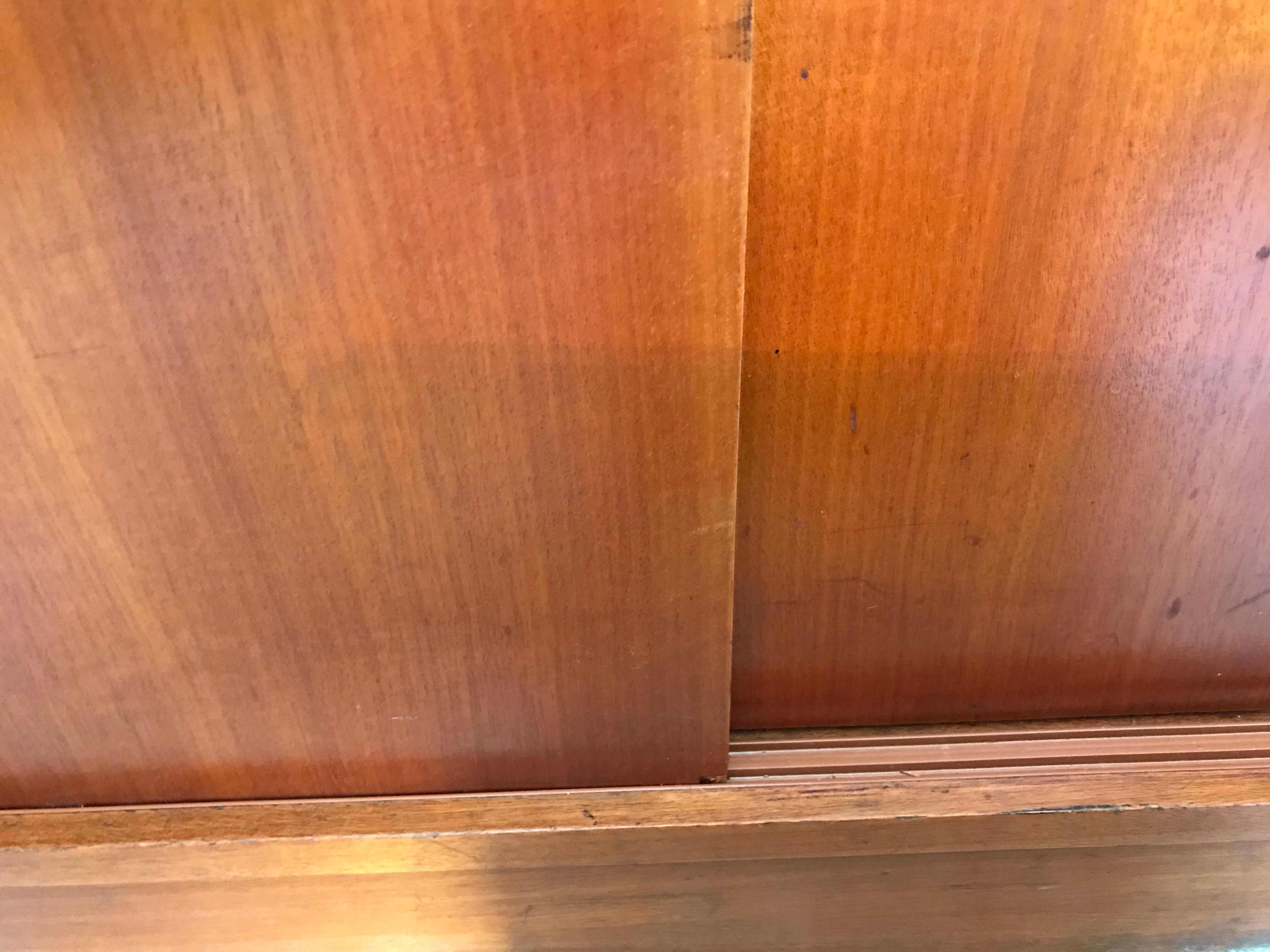 Meuble de rangement  vintage portes coulissantes