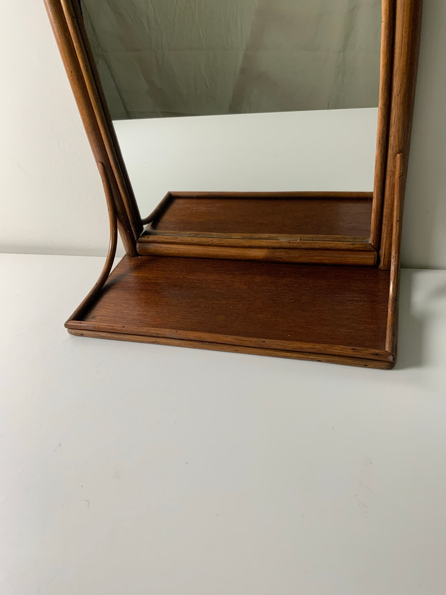 Miroir en rotin