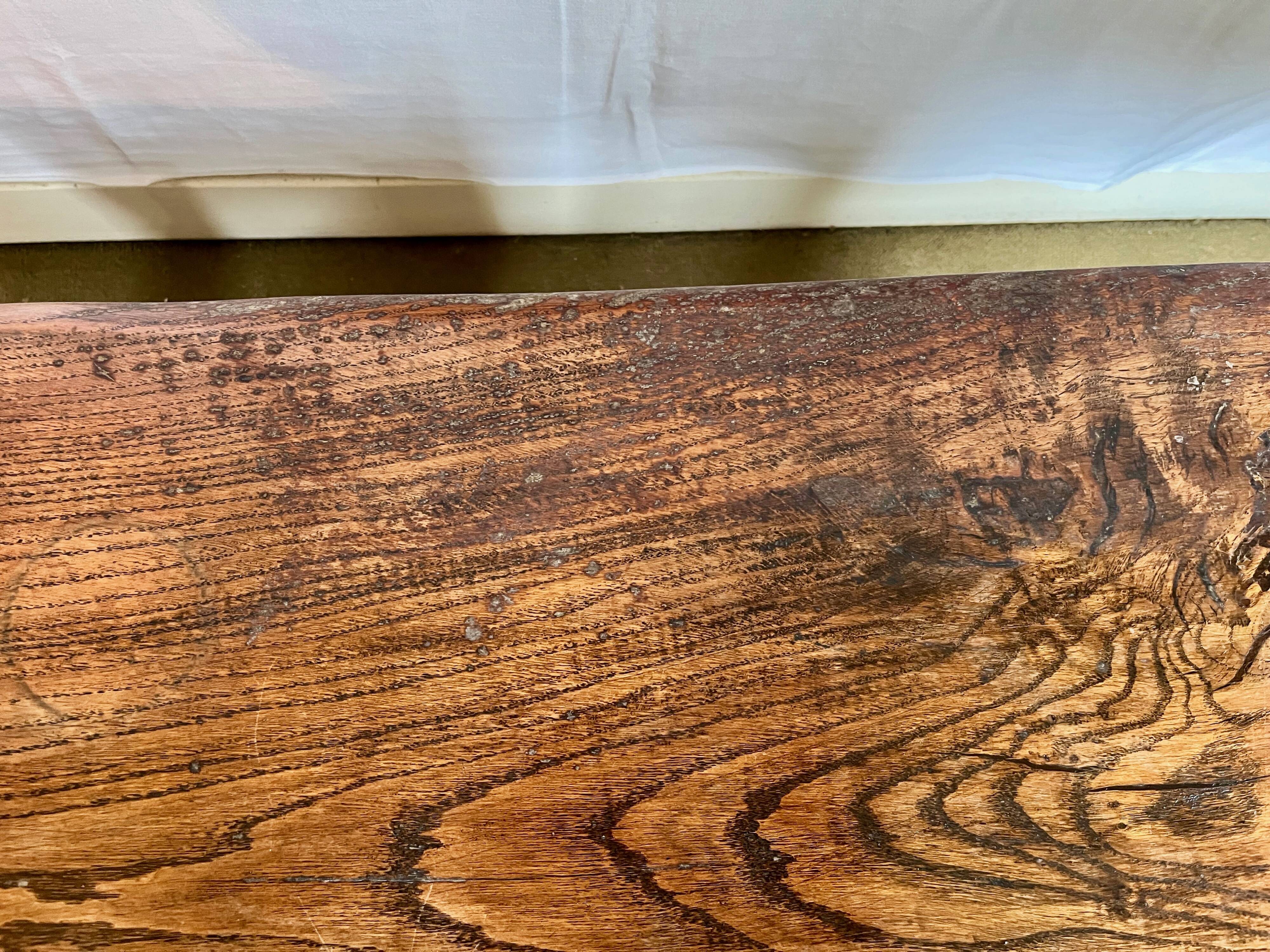 Vintage coffee table in solid wood and wrought iron.