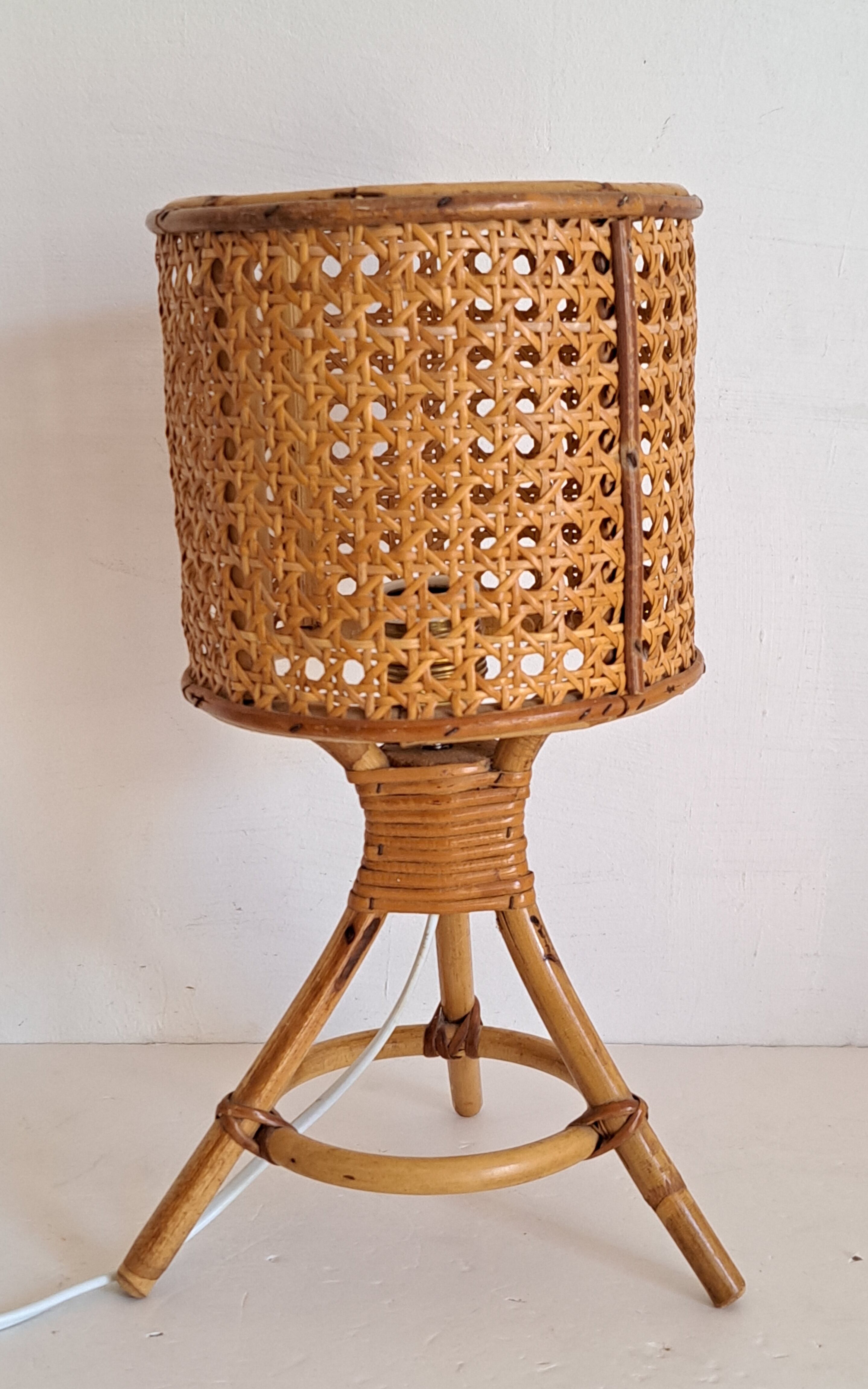 Bamboo bedside lamp and canning