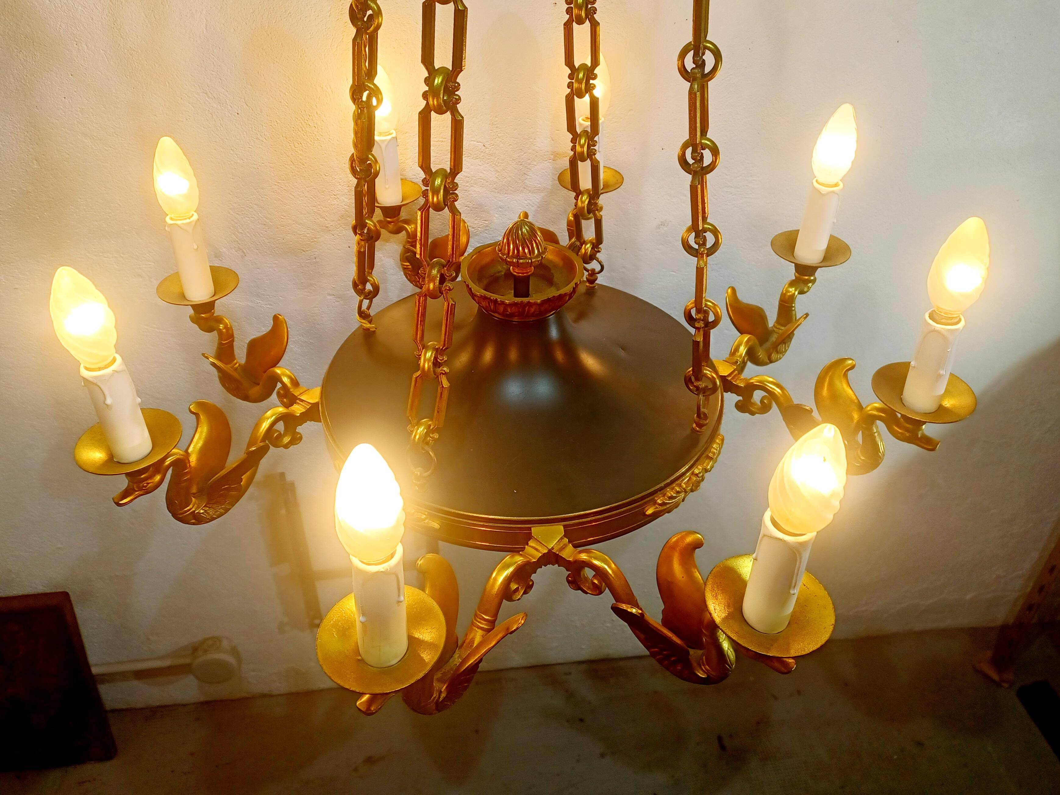 8-Light Empire Chandelier