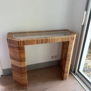 Rattan and glass console - The components (Sezane)