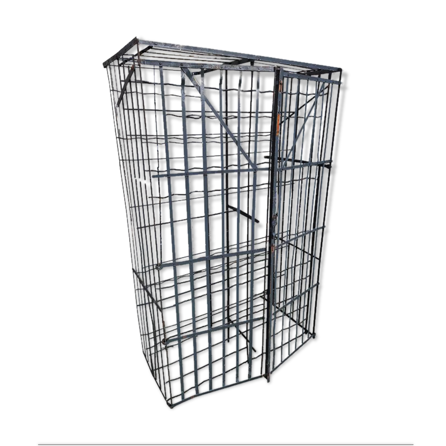 bottle holder / wine cage / wine rack