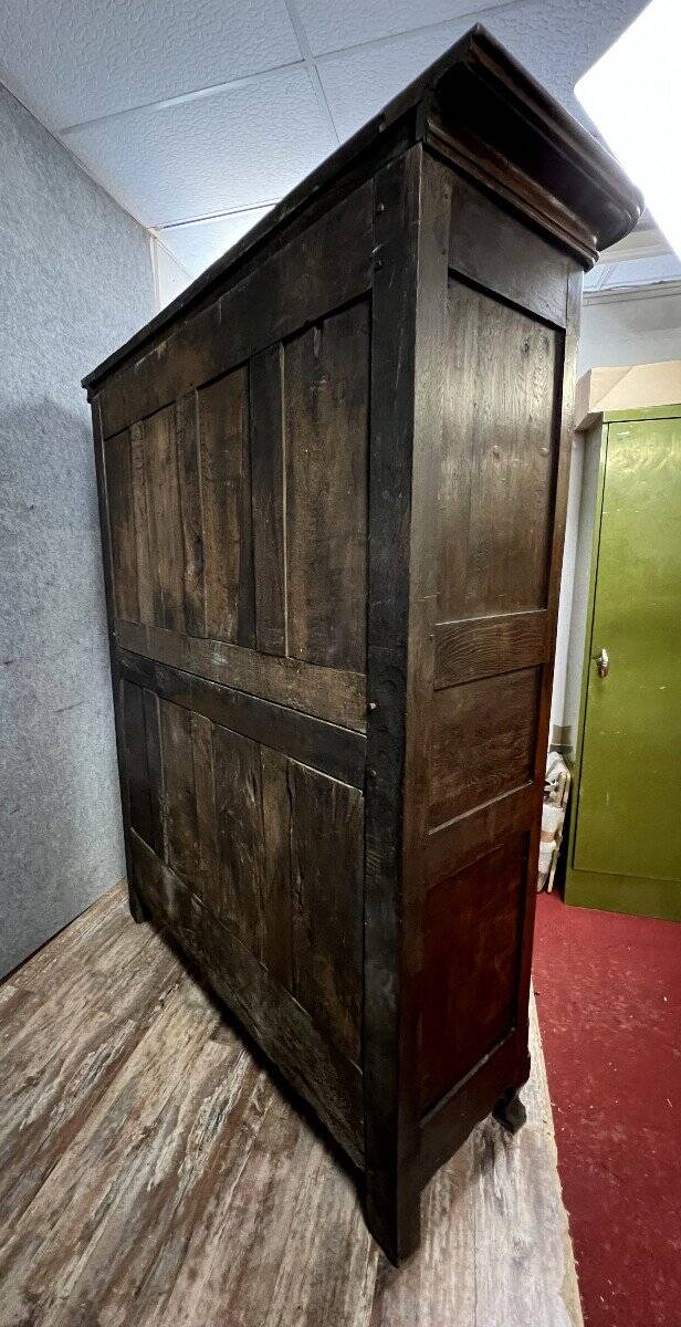 Magnificent Louis XV period wardrobe in blond oak circa 1750