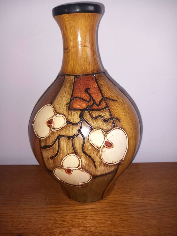 Grand Vase Artisanal ''Esprit Nature'' – Décor Floral en Relief (31cm)