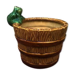 cache-pot a la grenouille