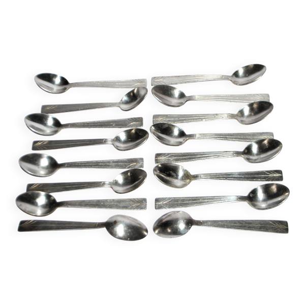Lot de 16 cuillères à café moka Art Déco en métal argenté 12 cm