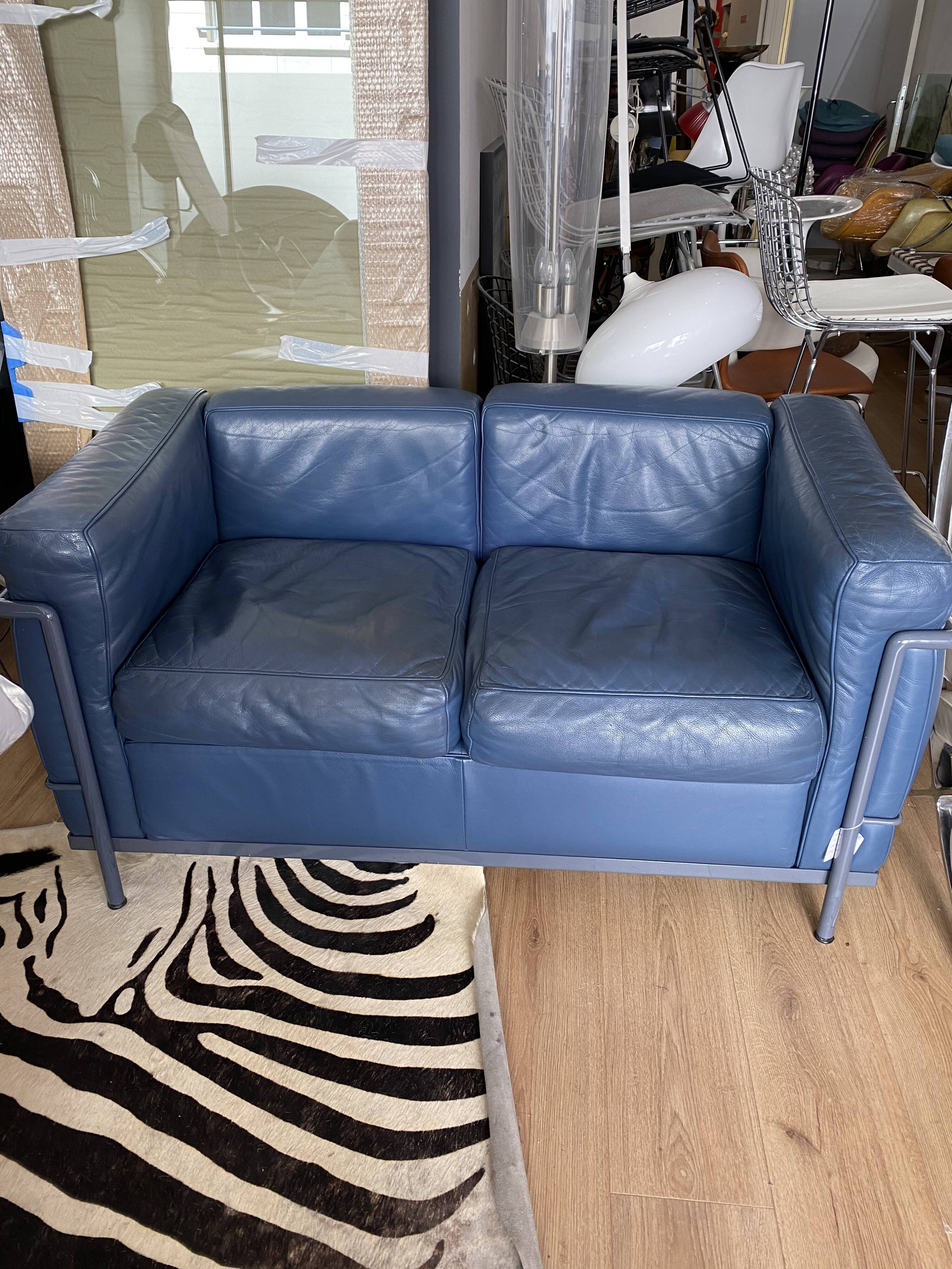 Sofa LC2 Le Corbusier for Cassina edition