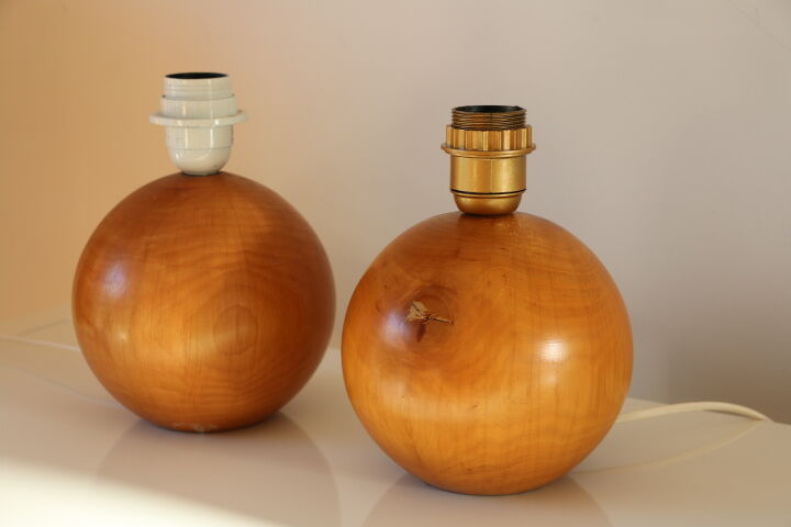 2 feet imt italy wood lamp (ball)