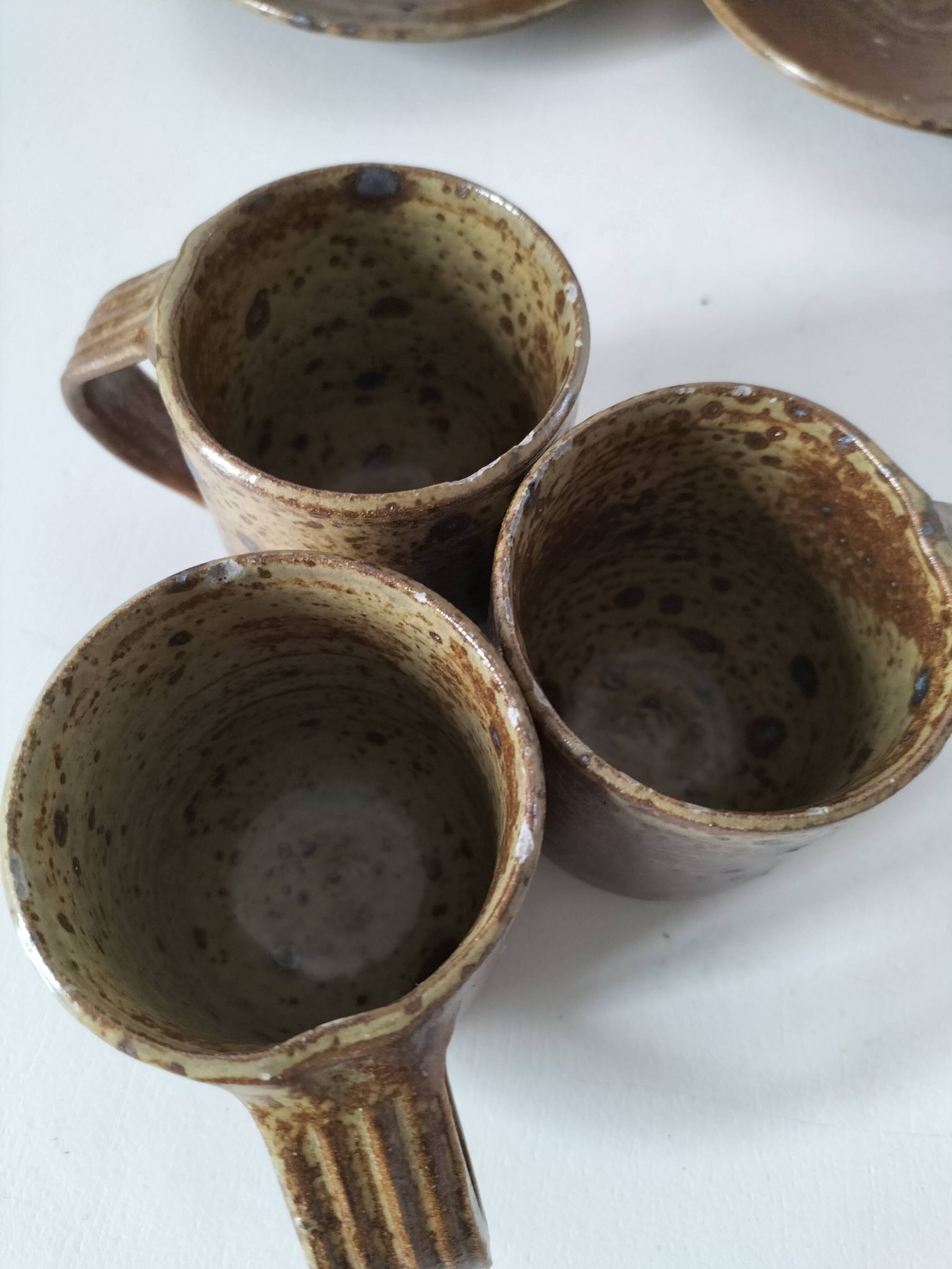Trio de tasses et soucoupes en grès pyrité - Charles Gaudry, Puisaye
