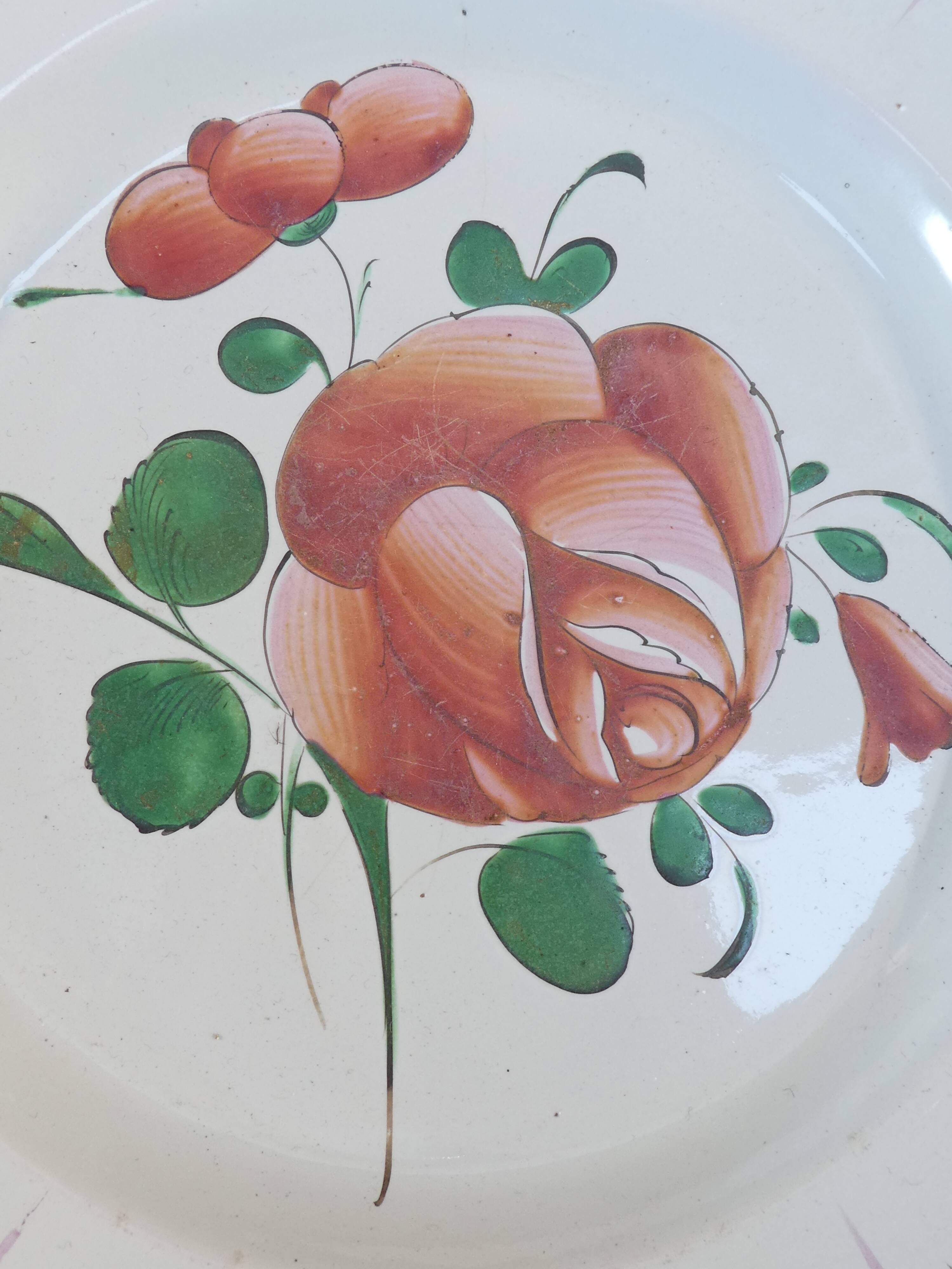 Plate in faience de l'est pink red 19th Luneville islettes st clement nº3
