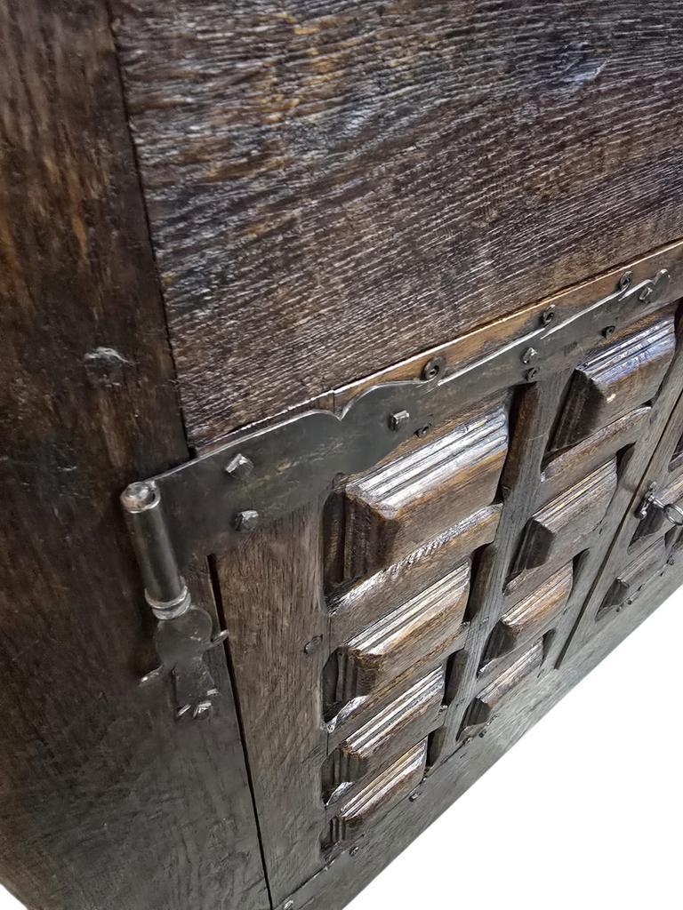 Brutalist vintage Spanish sideboard / sideboard / cabinet