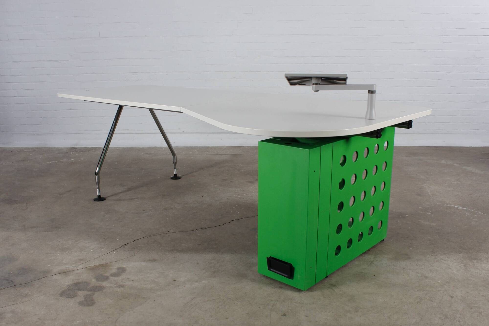 Vitra desk office table conference table Ad Hoc Citterio
