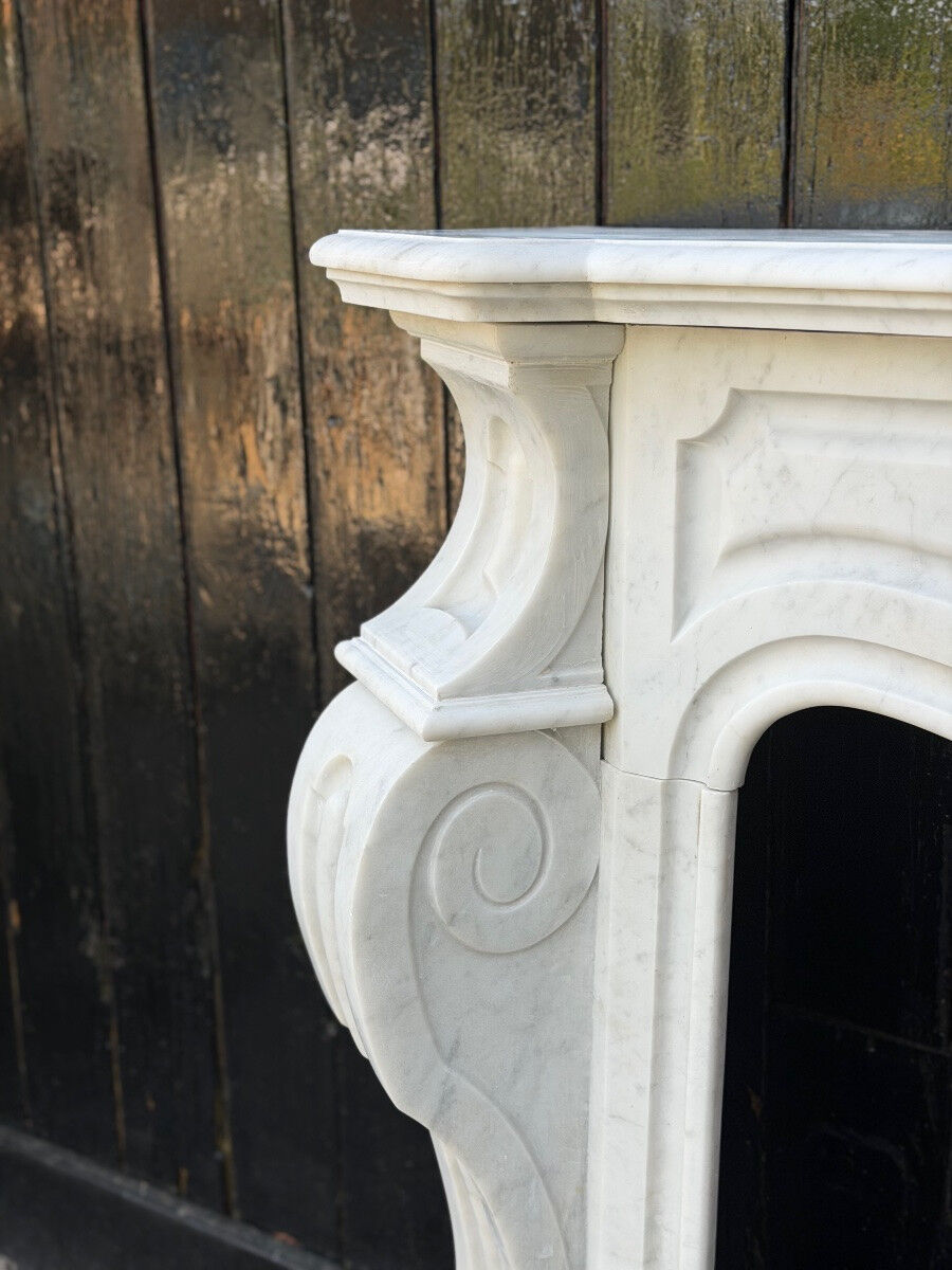 Napoleon III fireplace in white Carrara marble, circa 1880.