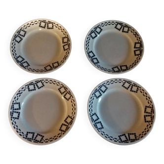 Série de quatre assiettes plates faïence P.B. Rochechouart Limoges modèle Anna