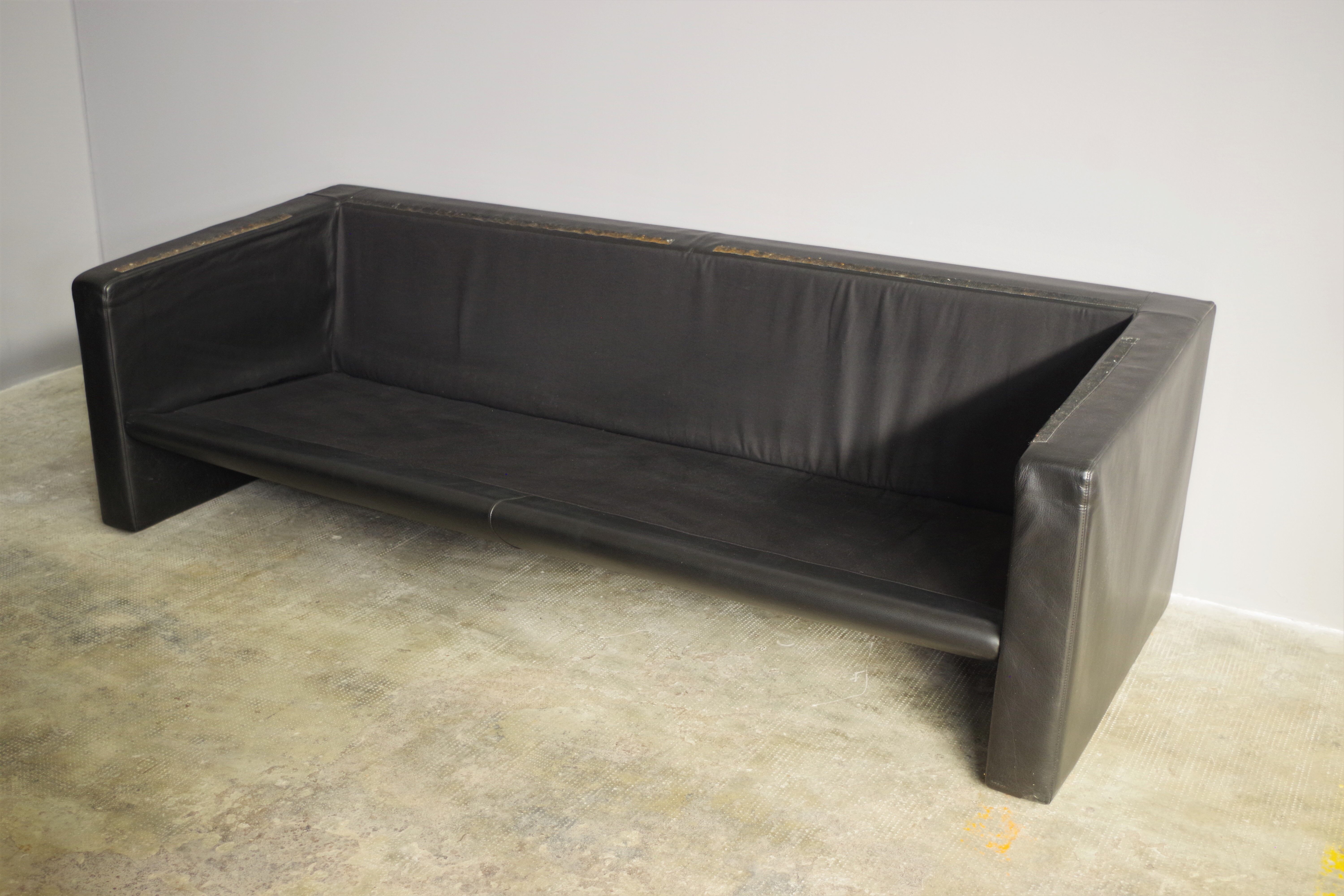 Moroso sofa set and armchairs in black leather, 1984