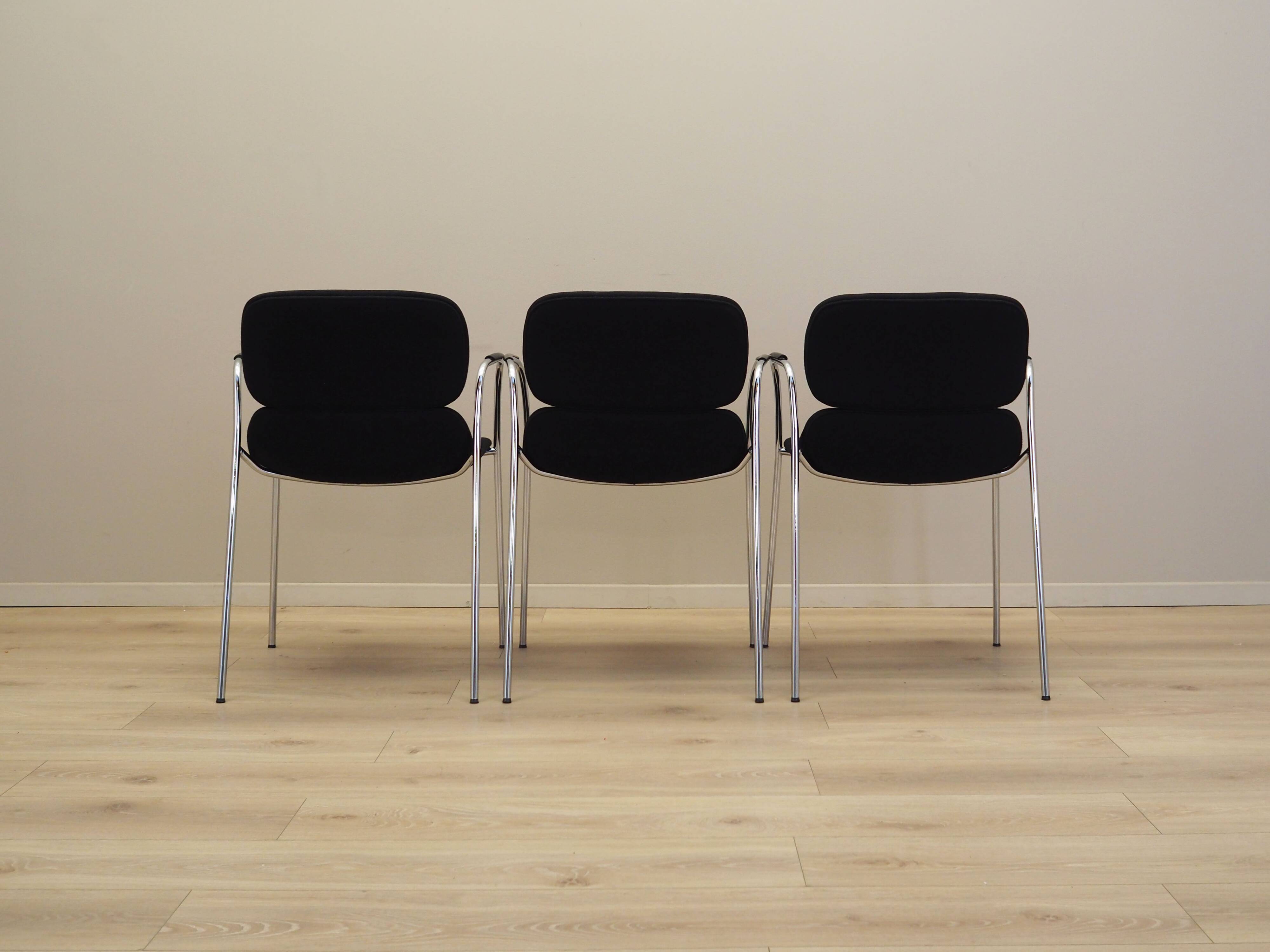 Set of three chairs, Italian design, 1970s, production: Italy