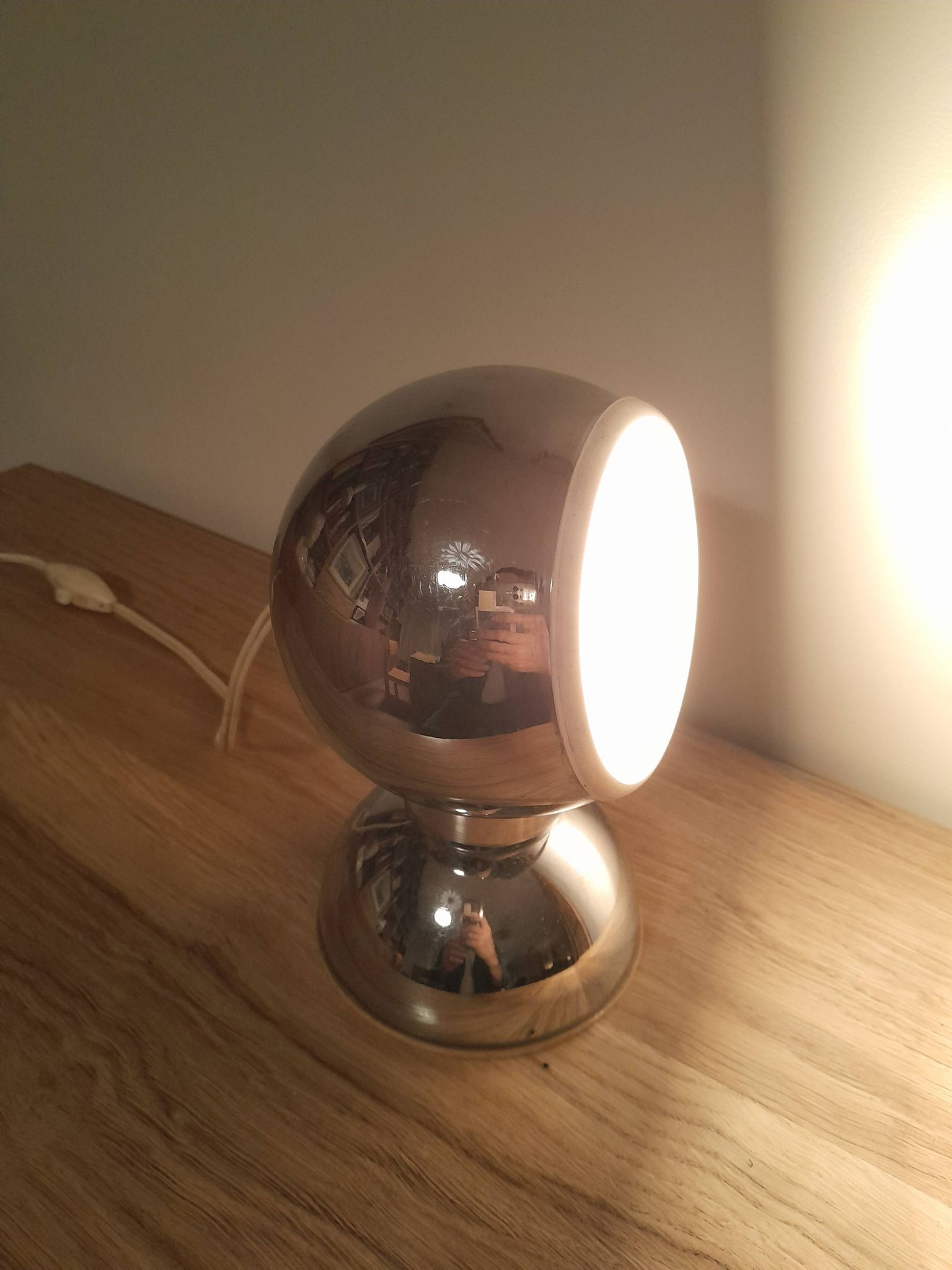 Vintage eye-ball table lamp Goffredo Regiani chrome metal