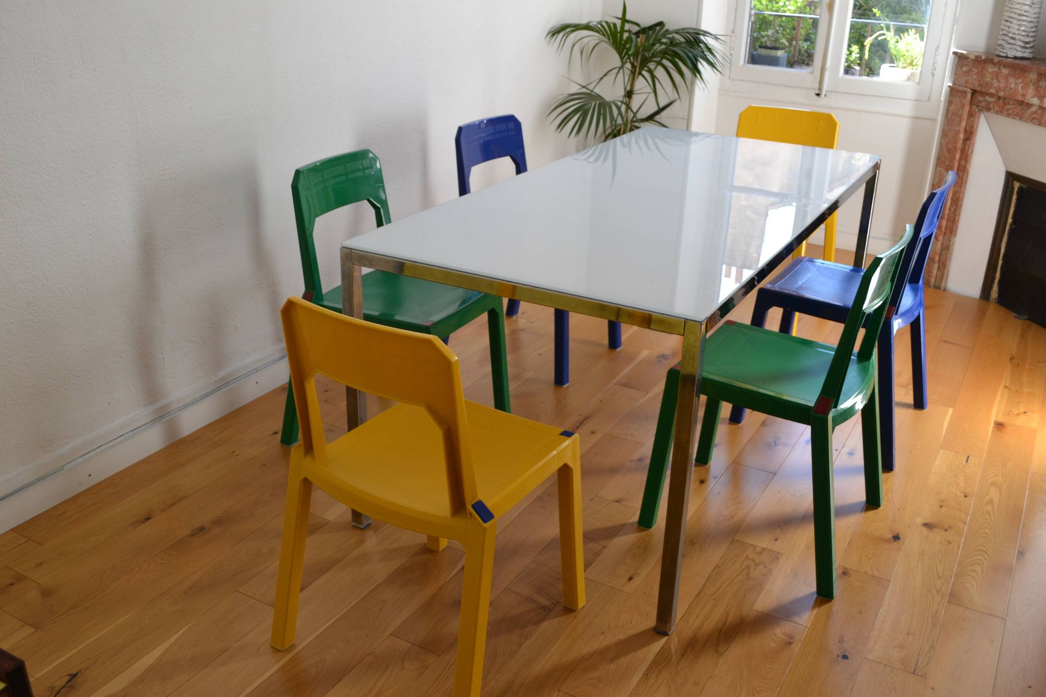 Set of 6 Altaïr chairs at Stamp by Henry Massonnet 80s era Menphis Postmodernism