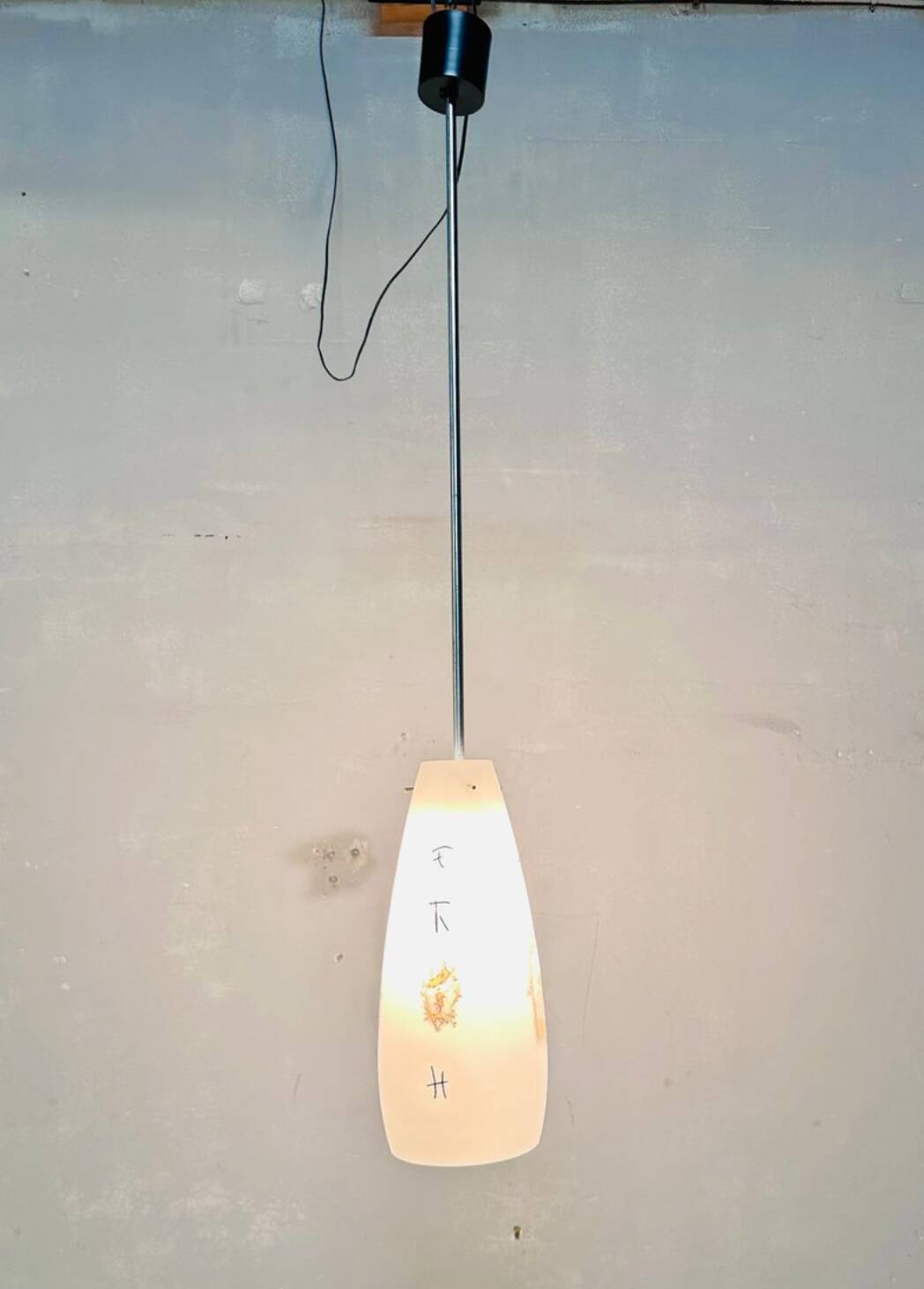 Lampada a sospensione vintage bianca, anni '70