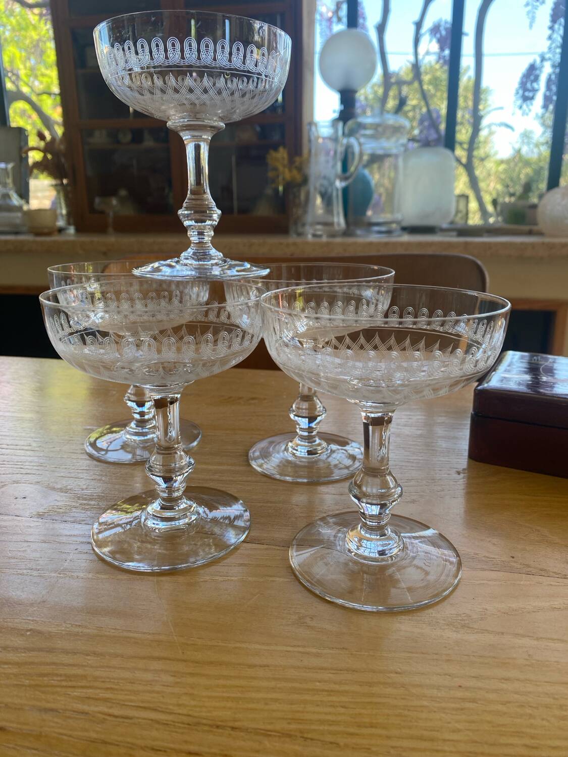 5 coupes à champagne en cristal