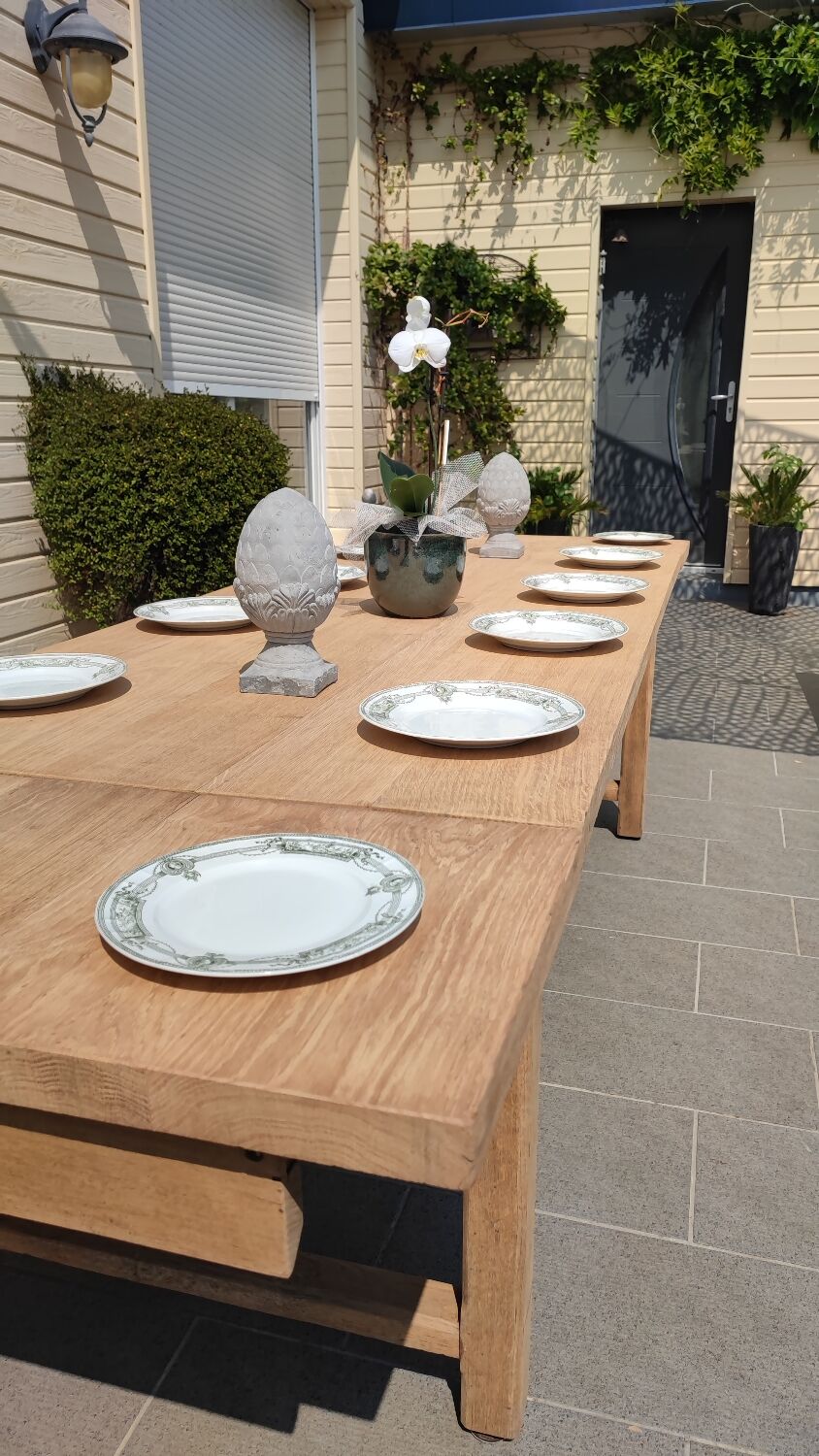 Solid oak farmhouse table