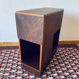 Low separation bookcase