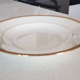 Rimmed soup plate
