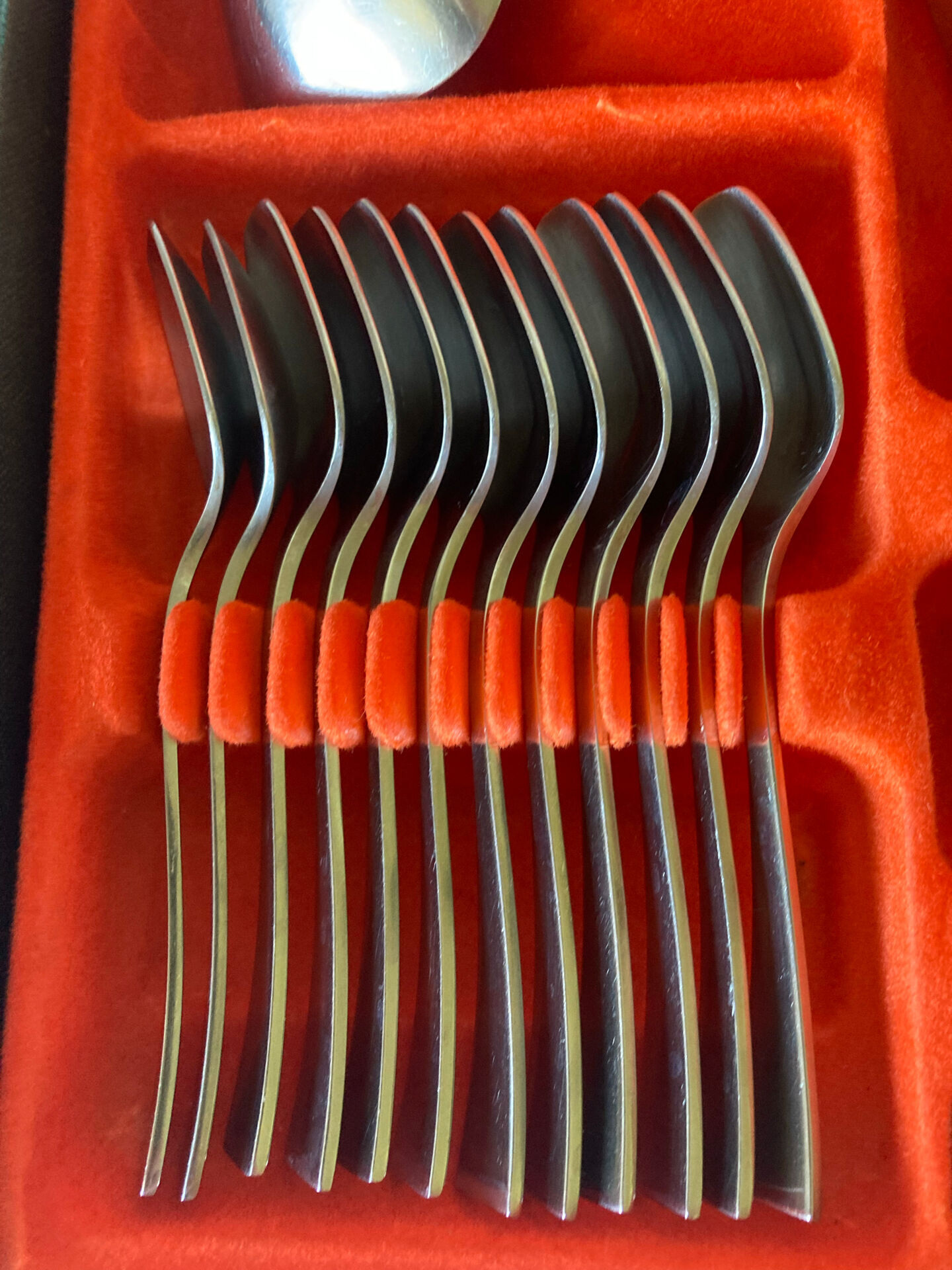 Ménagère vintage en inox Guy Degrenne, modèle Jet