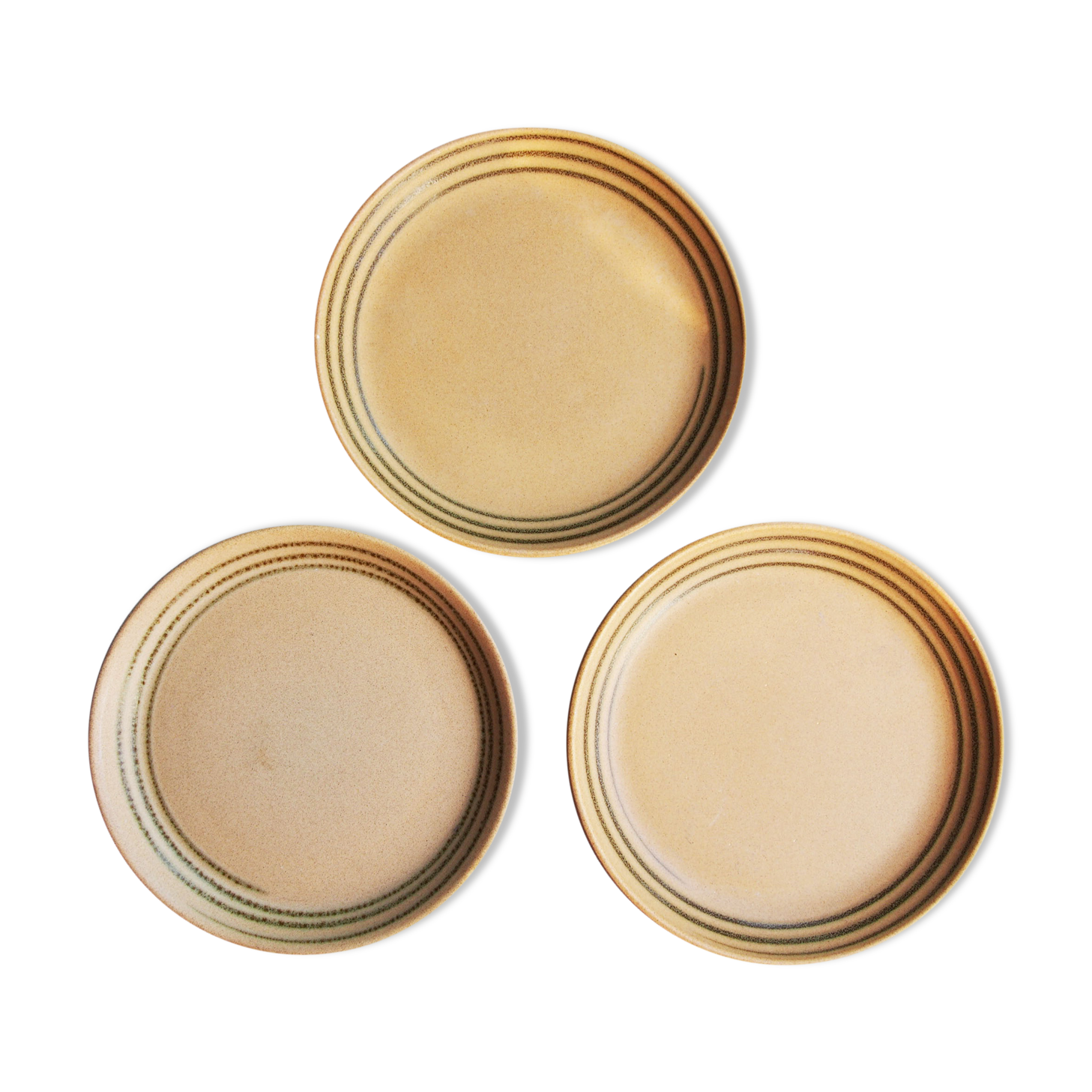 Three dinner plates in sandstone Sarreguemines