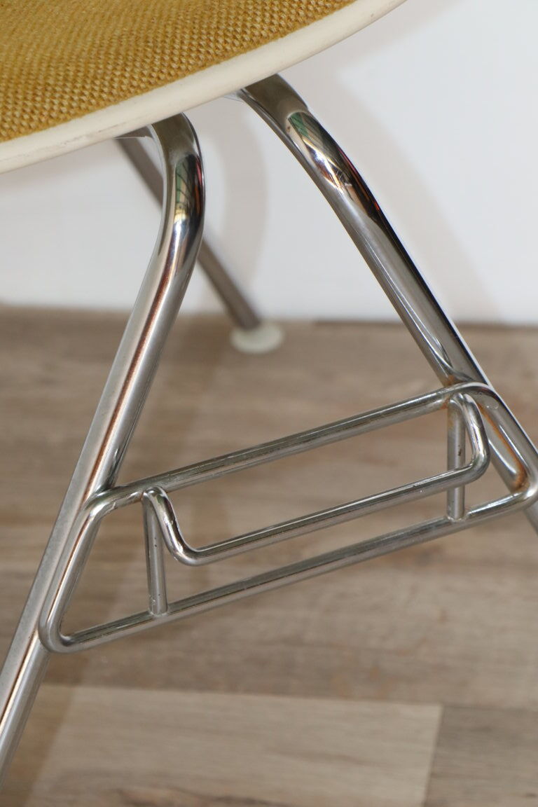 Chair model "DSS" by Charles and Ray Eames Herman Miller edition, 1960