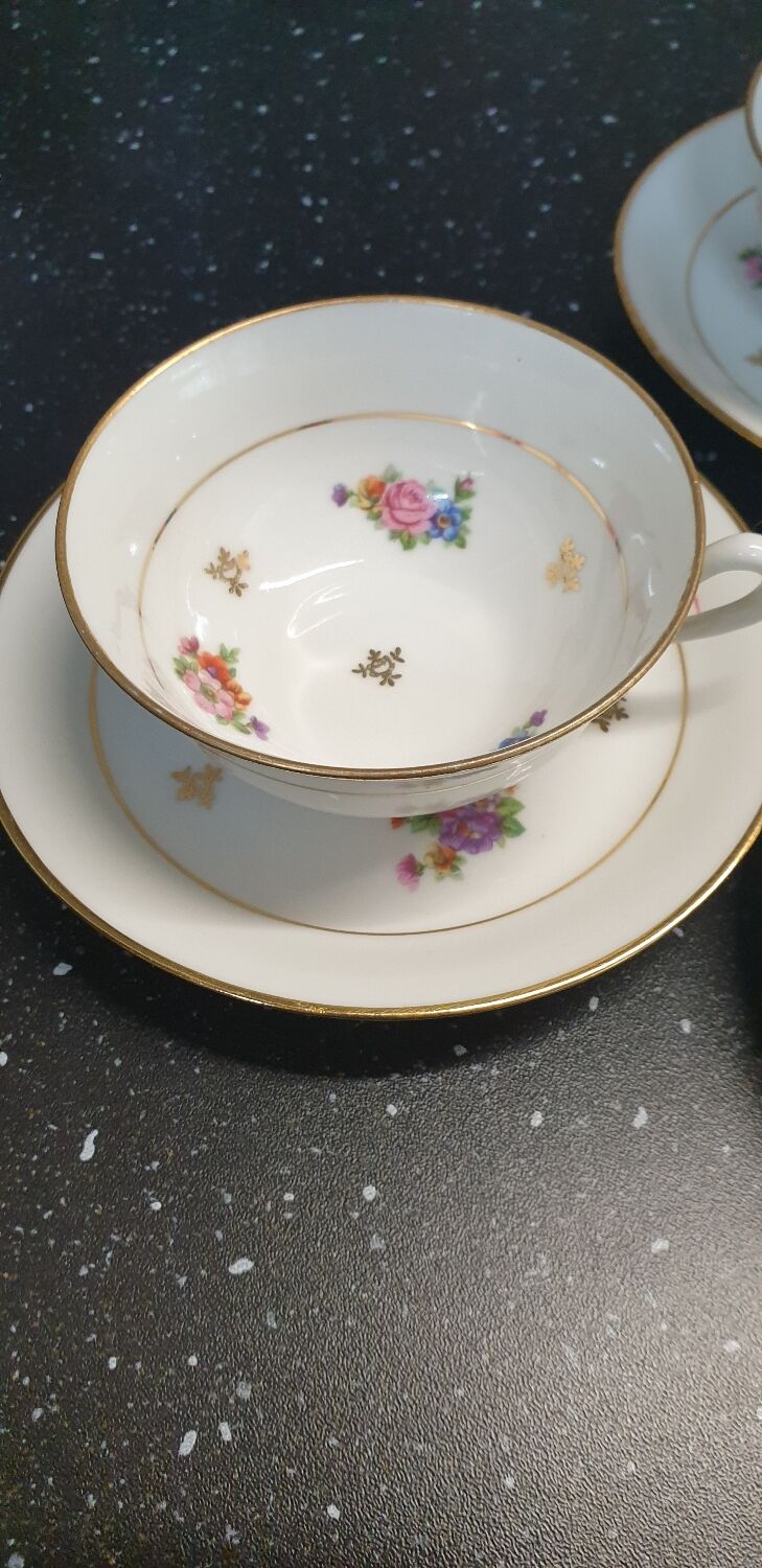 Set of three coffee cups