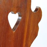 Chaise de salle à manger de style folklorique en bois, Tchécoslovaquie 1973