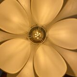 Vintage petal suspension