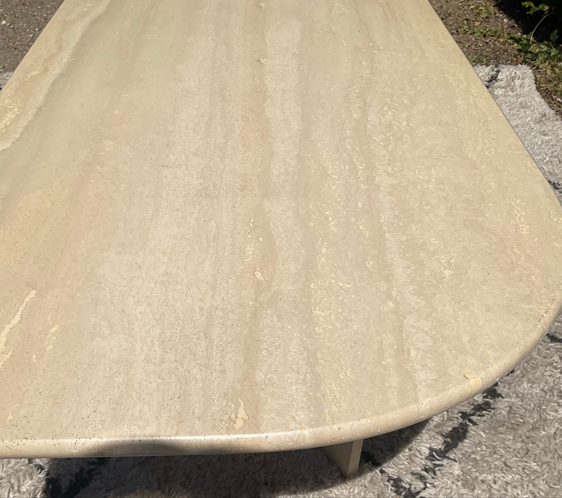 Table basse en travertin des années 70